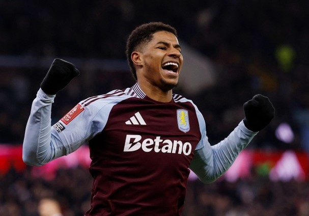 rashford-toi-dang-rat-hanh-phuc-o-villa-sau-khi-roi-mu-toi-muon-o-day-lau-hon-nua