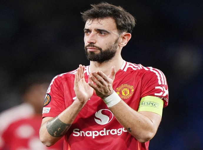 nong-dai-gia-a-rap-gui-de-nghi-cuc-khung-cho-bruno-fernandes