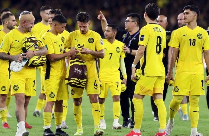 fifa-tiep-tuc-mo-cuoc-dieu-tra-tiep-theo-bong-da-malaysia-nguy-co-lui-tan